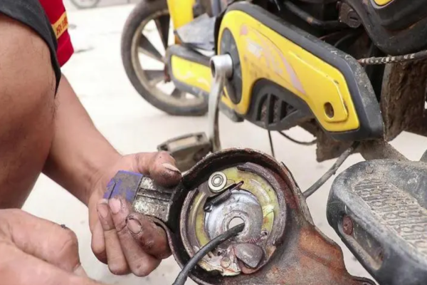 衡水市电动车刹车故障